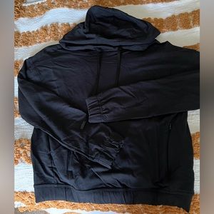 Lululemon sweatshirt (hoodie) size 4 (blk)